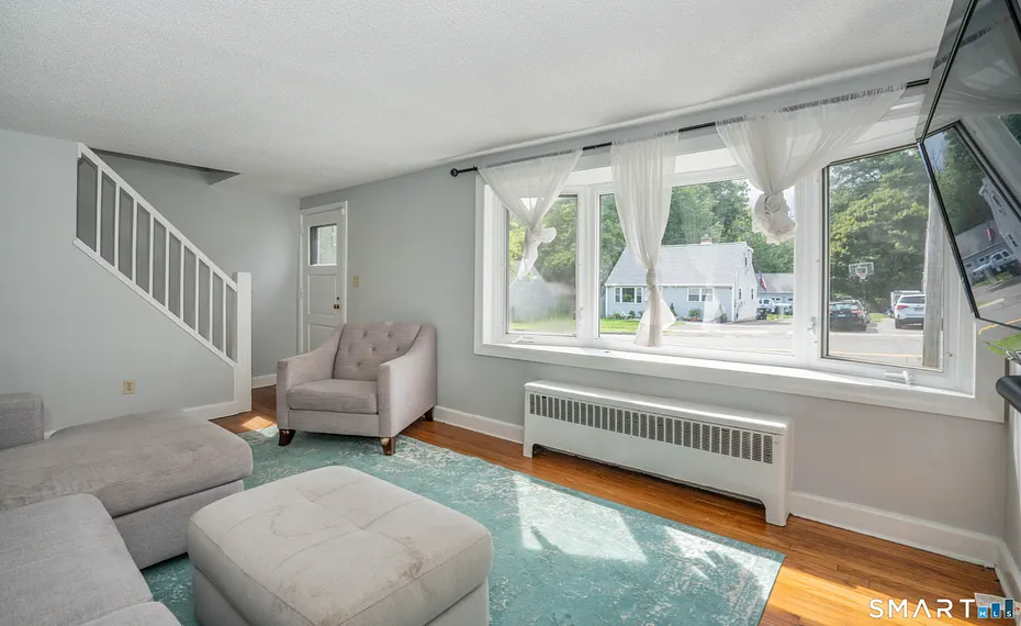 71 Tremper Drive Photo 9