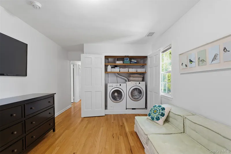 136 Devonshire Road Photo 27