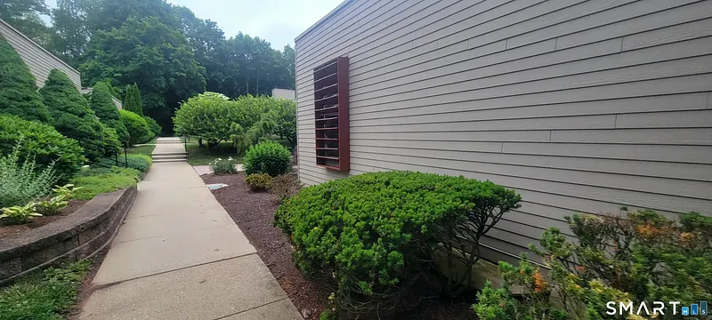 37 Charlton Hill Road #37 Photo 7