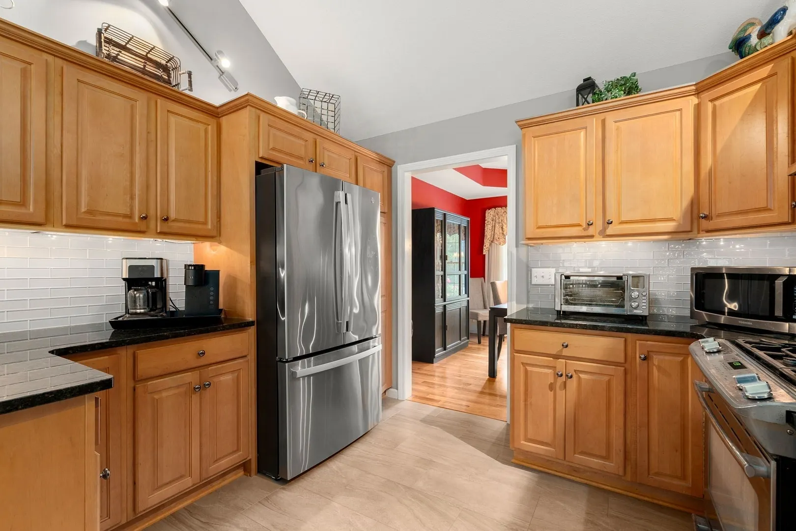 75 Hillcrest Circle Photo 11