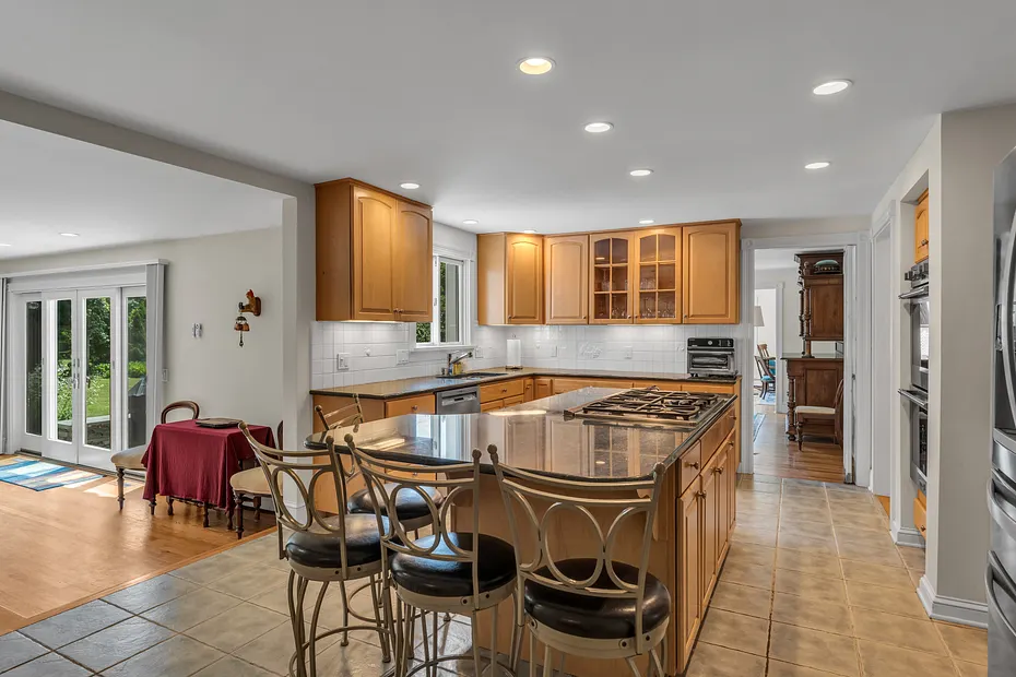 17 Barberry Lane Photo 15