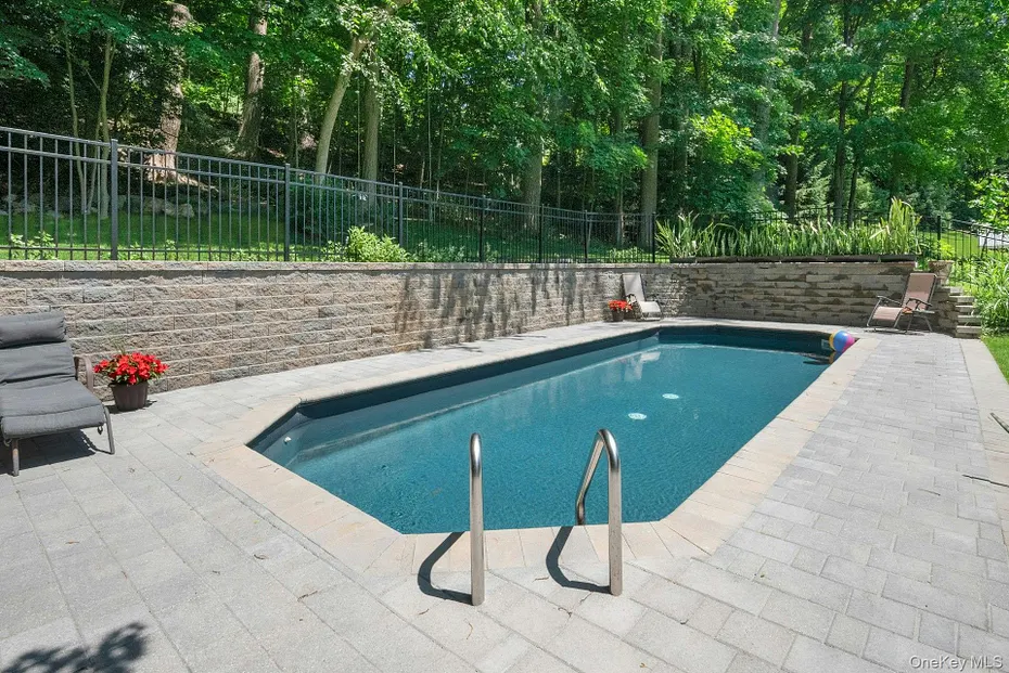 15 Deerfield Lane S Photo 33