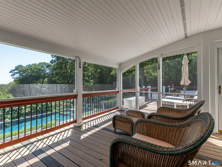 8 Sunrise Lane Photo 9