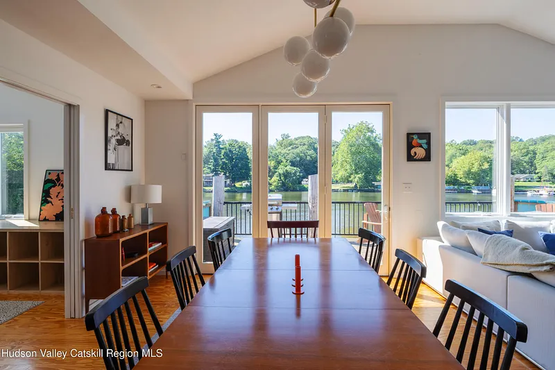 114 Lighthouse Drive Photo 7