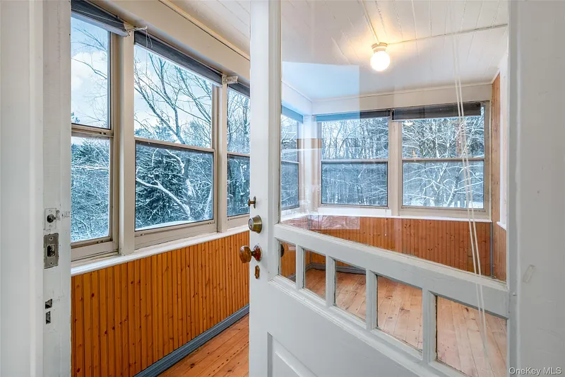 6 Westridge Road Photo 34