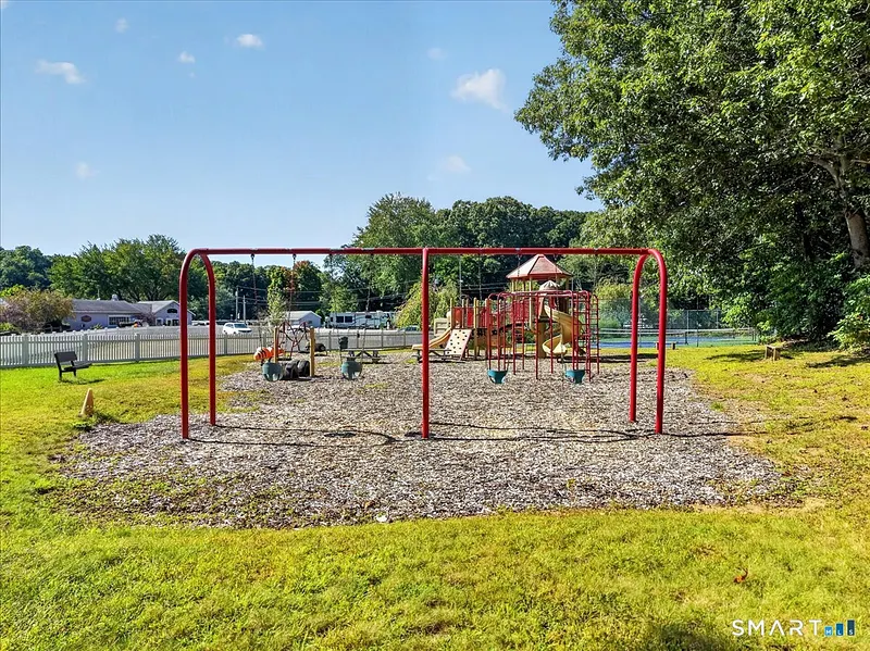111 River Road Photo 23
