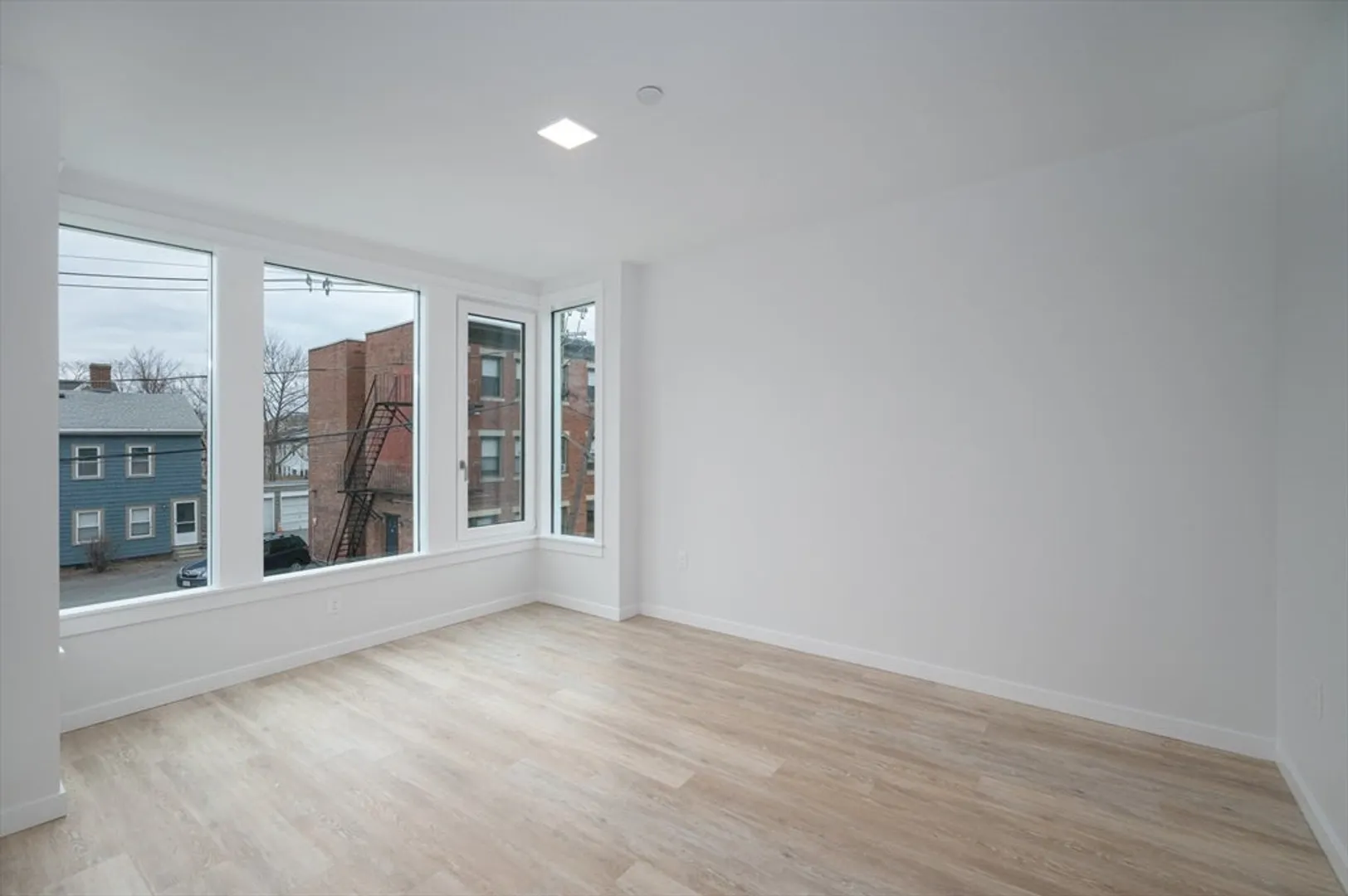 205 Beacon Street  #203 Photo 8