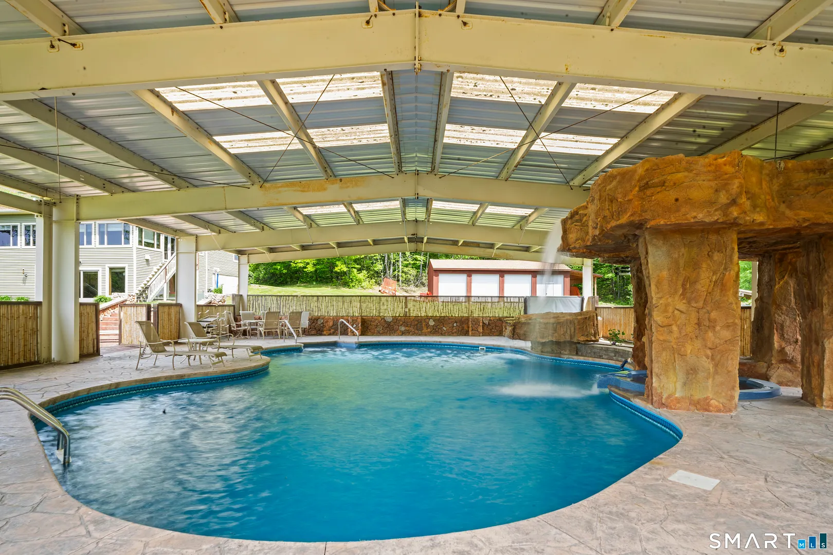 80 Holmes Road Photo 38
