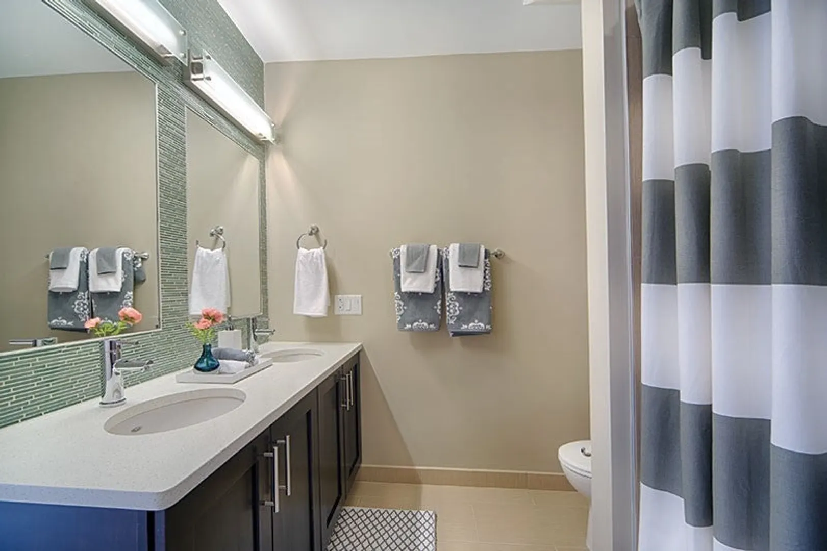 33 Rogers St.  #607 Photo 8
