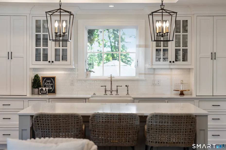11 Highland Avenue Photo 13