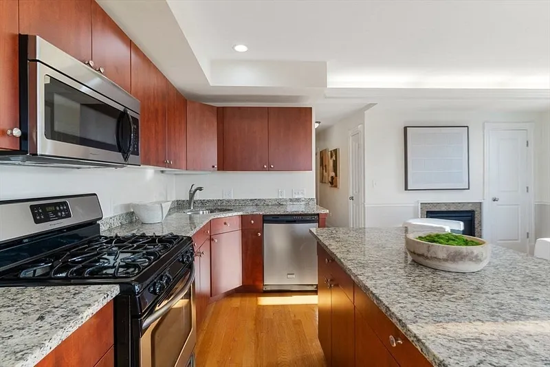 45 Gates St  #3 Photo 7
