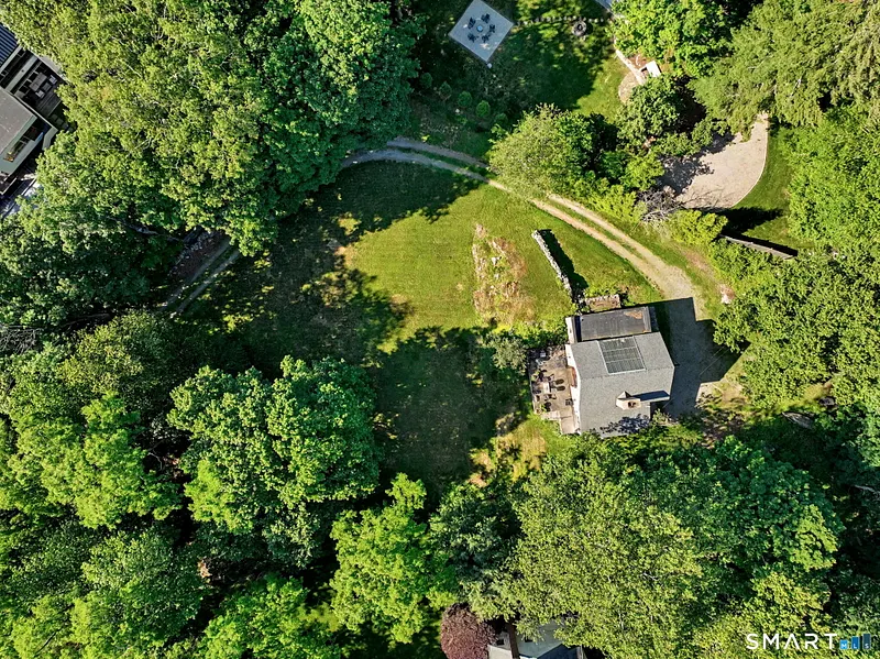 11 Hitchcock Road Photo 26