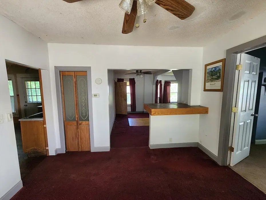 156 Grattan St Photo 8