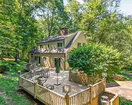 131 Peaceable Street