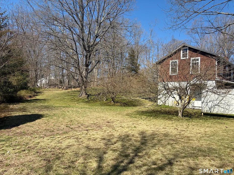 119 Kings Highway North Photo 1