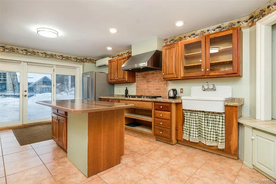 6 Westridge Road Photo 27
