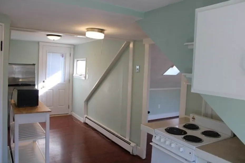 1060-1062 Washington St  #3 Photo 8
