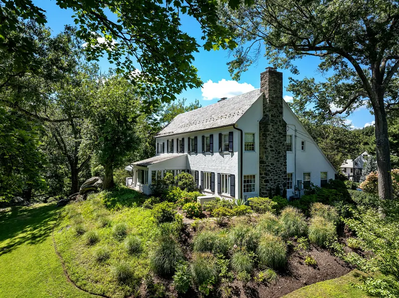 74 Glenville Road Photo 1