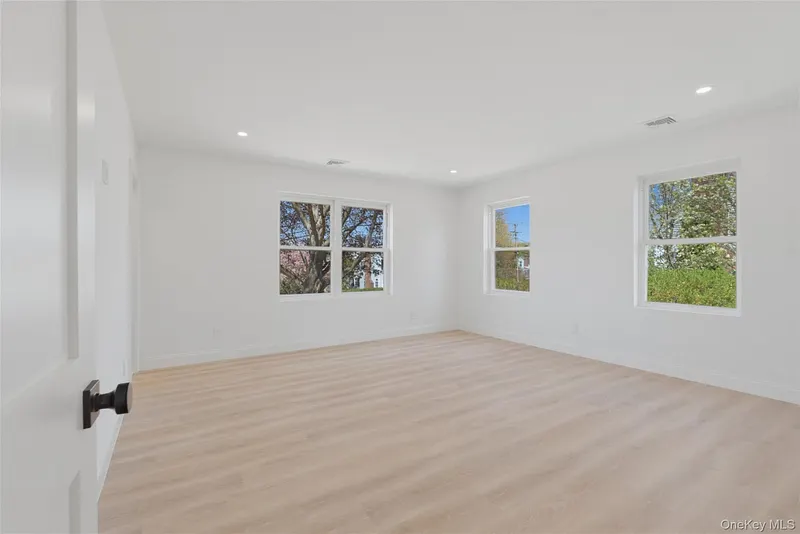 2800 Sarles Drive Photo 24