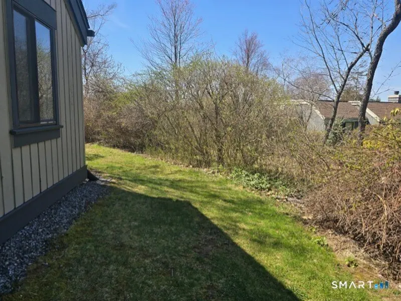 930 Heritage Village  #B Photo 15