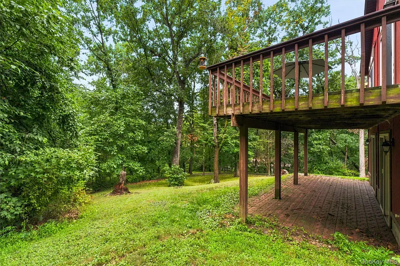 35 Moccasin View Road Photo 33
