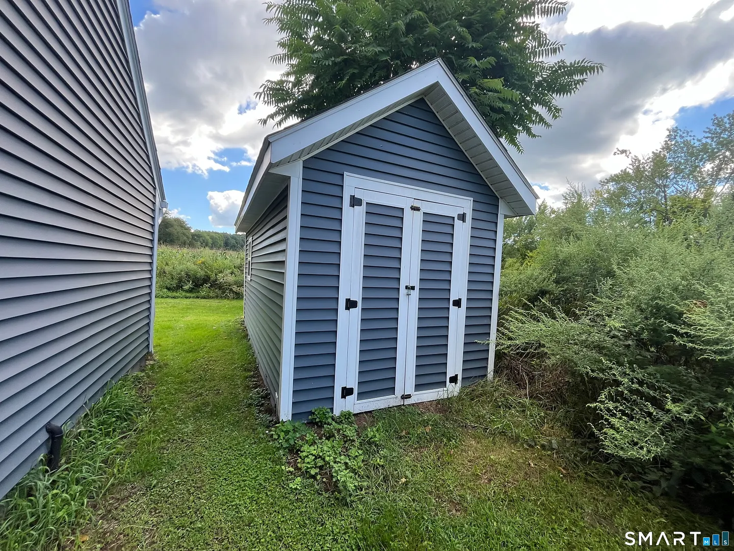 303 Somers Road Photo 32