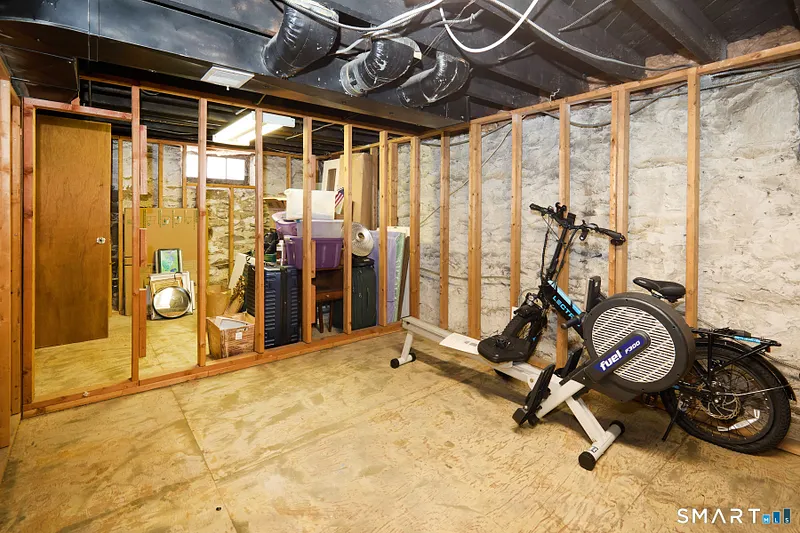 80 Dixon Street Photo 35