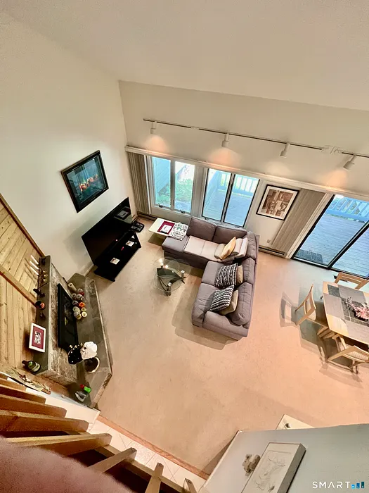 480 Evergreen Road Photo 6