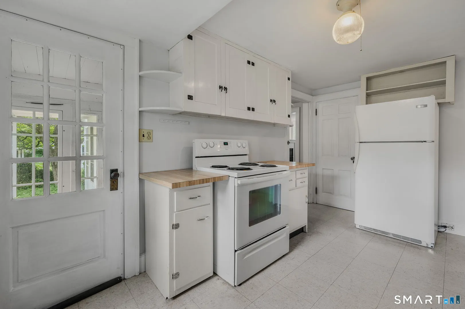 155 Hamburg Road Photo 17