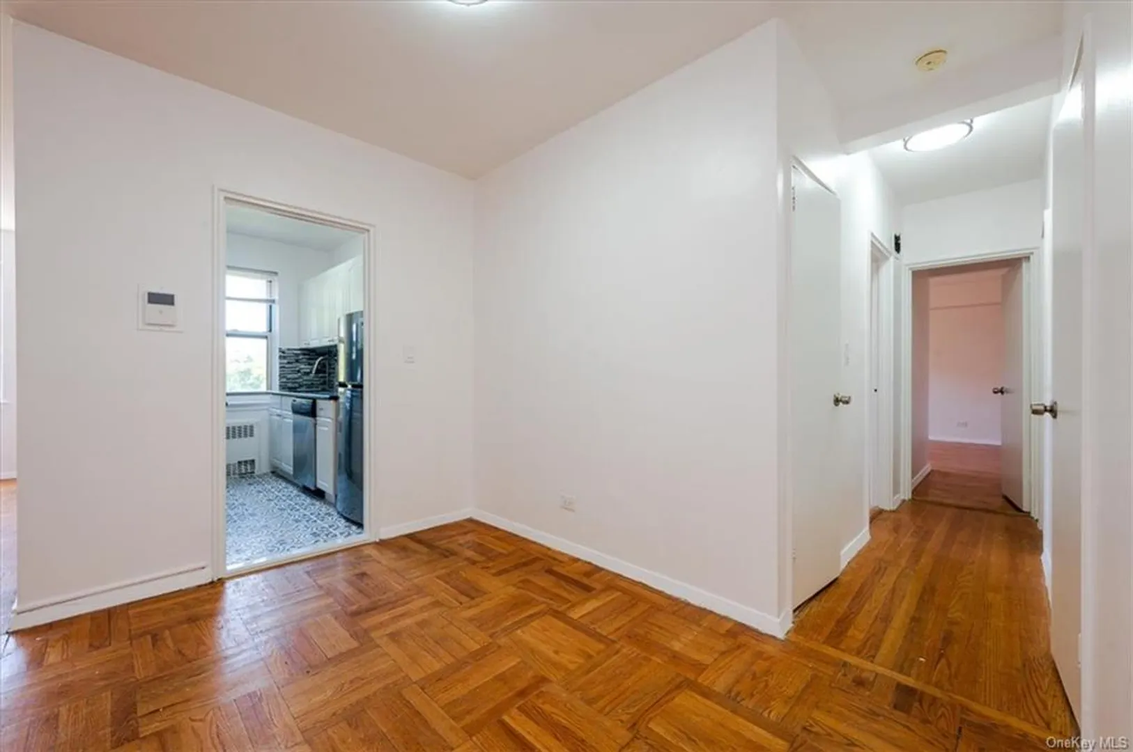 3850 Hudson Manor Terrace  #3AW Photo 8