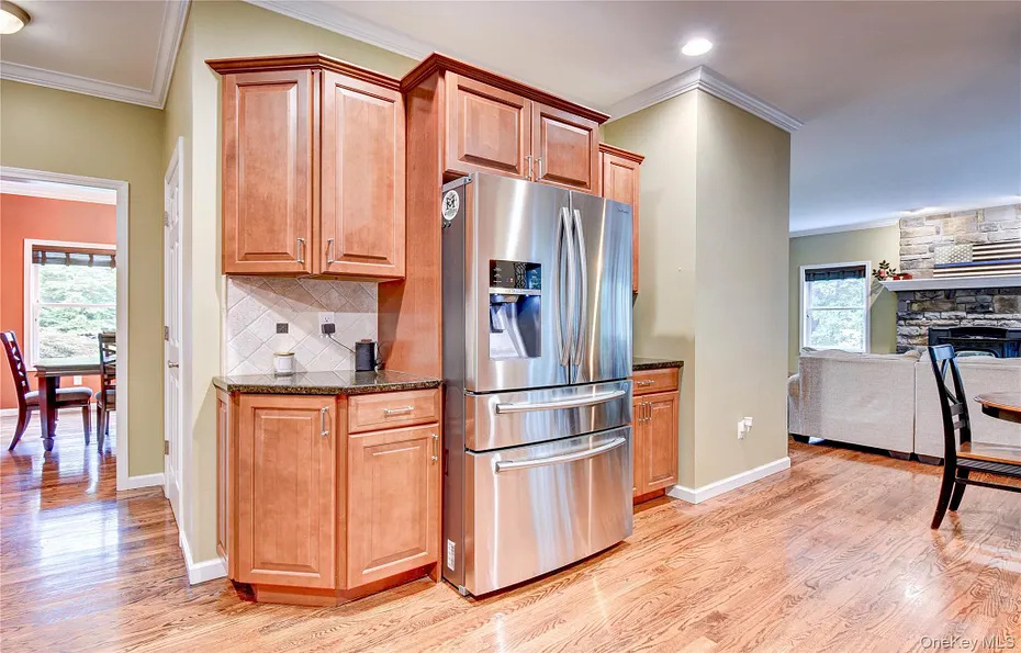 28 Hickory Lane Photo 7