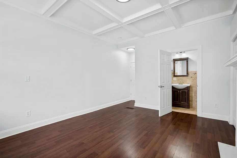 521 Jefferson Avenue  #1 Photo 13