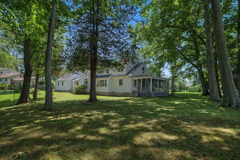 31 Pawson Road Photo 17
