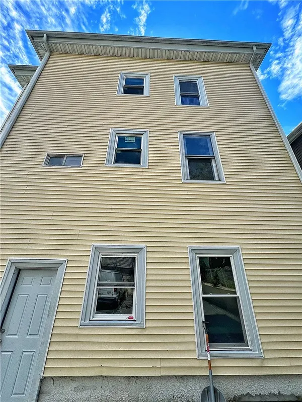 237 Cowden Street Photo 36