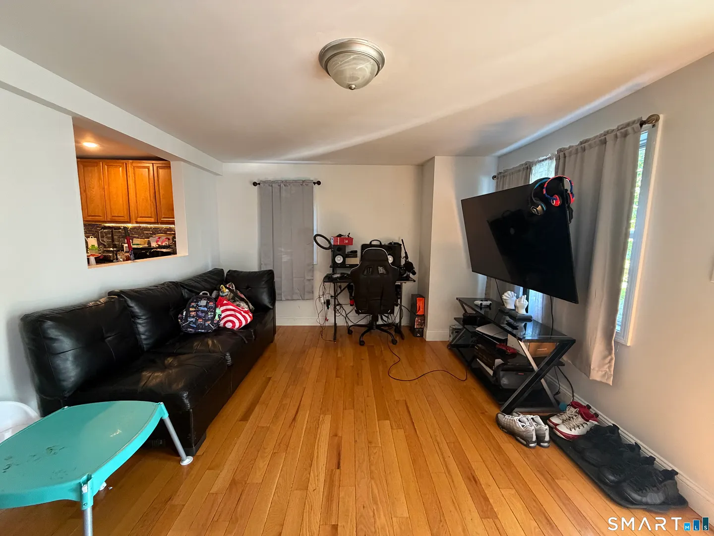12 Shelton Avenue Photo 4