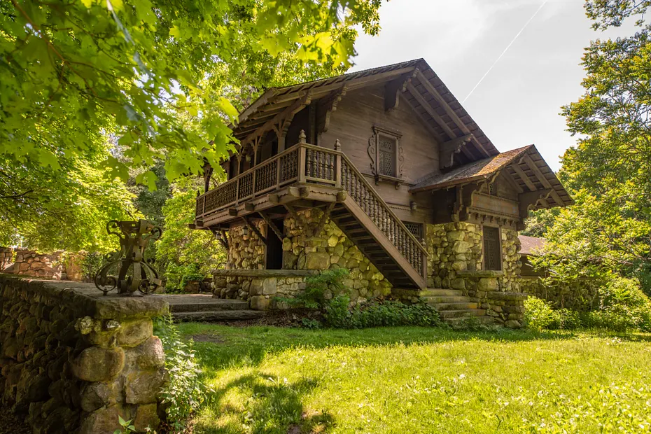 45 Hitchcock Lane Photo 18