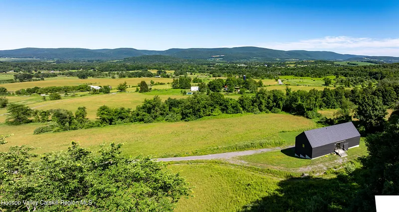 49 A High Meadow Road  #A Photo 3