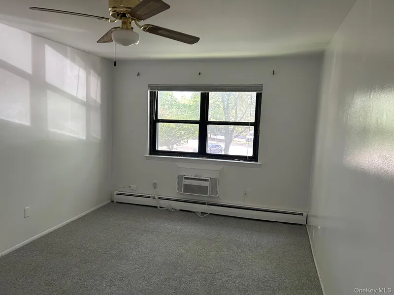 284 Sneden Place W #284 Photo 30