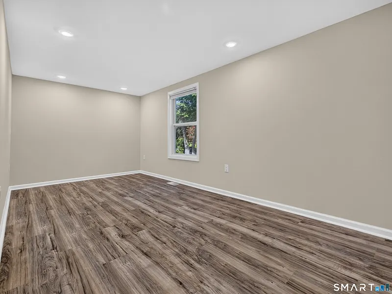 149 Liberty Street Photo 20