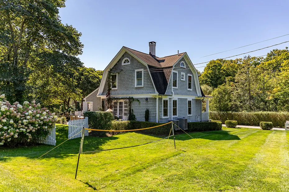 135 Wykeham Road Photo 28