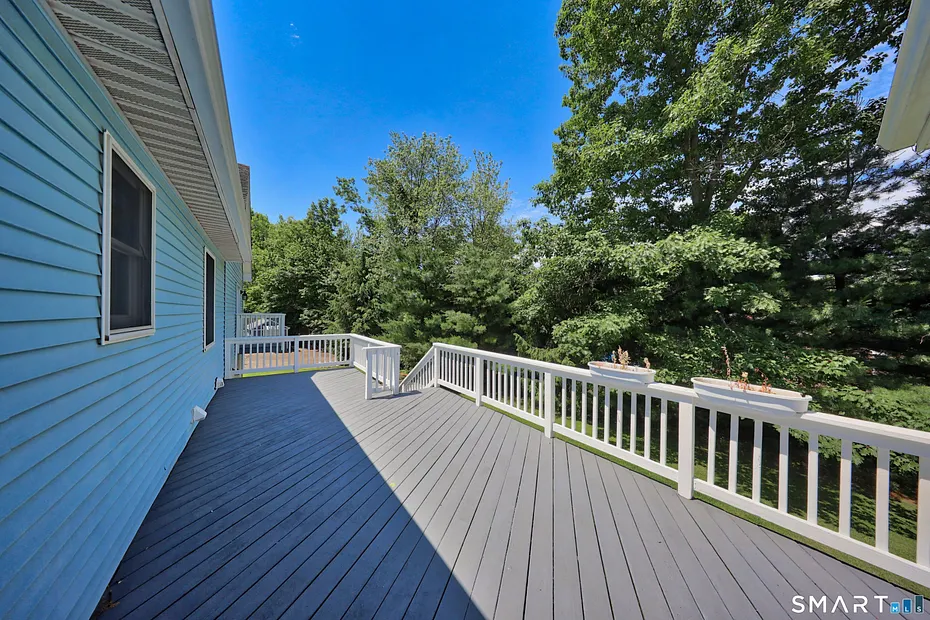 49 Schenck Lane Photo 18