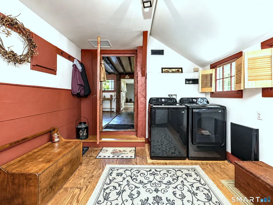 18 East Street Photo 18