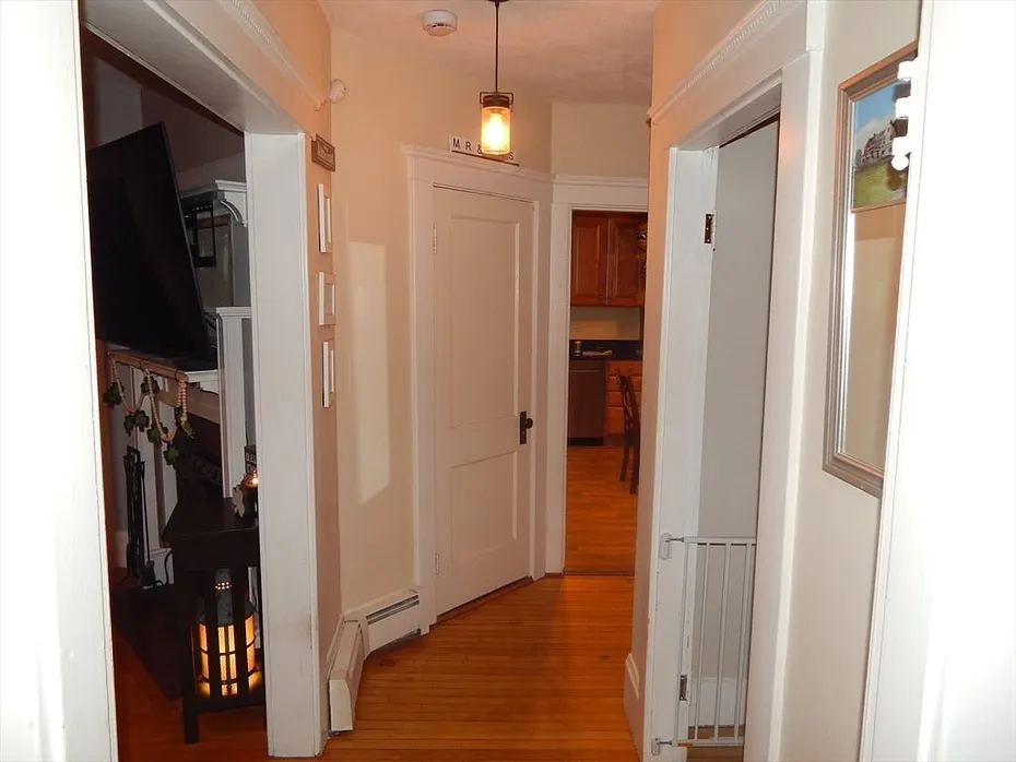 20 Virginia Ter Photo 4