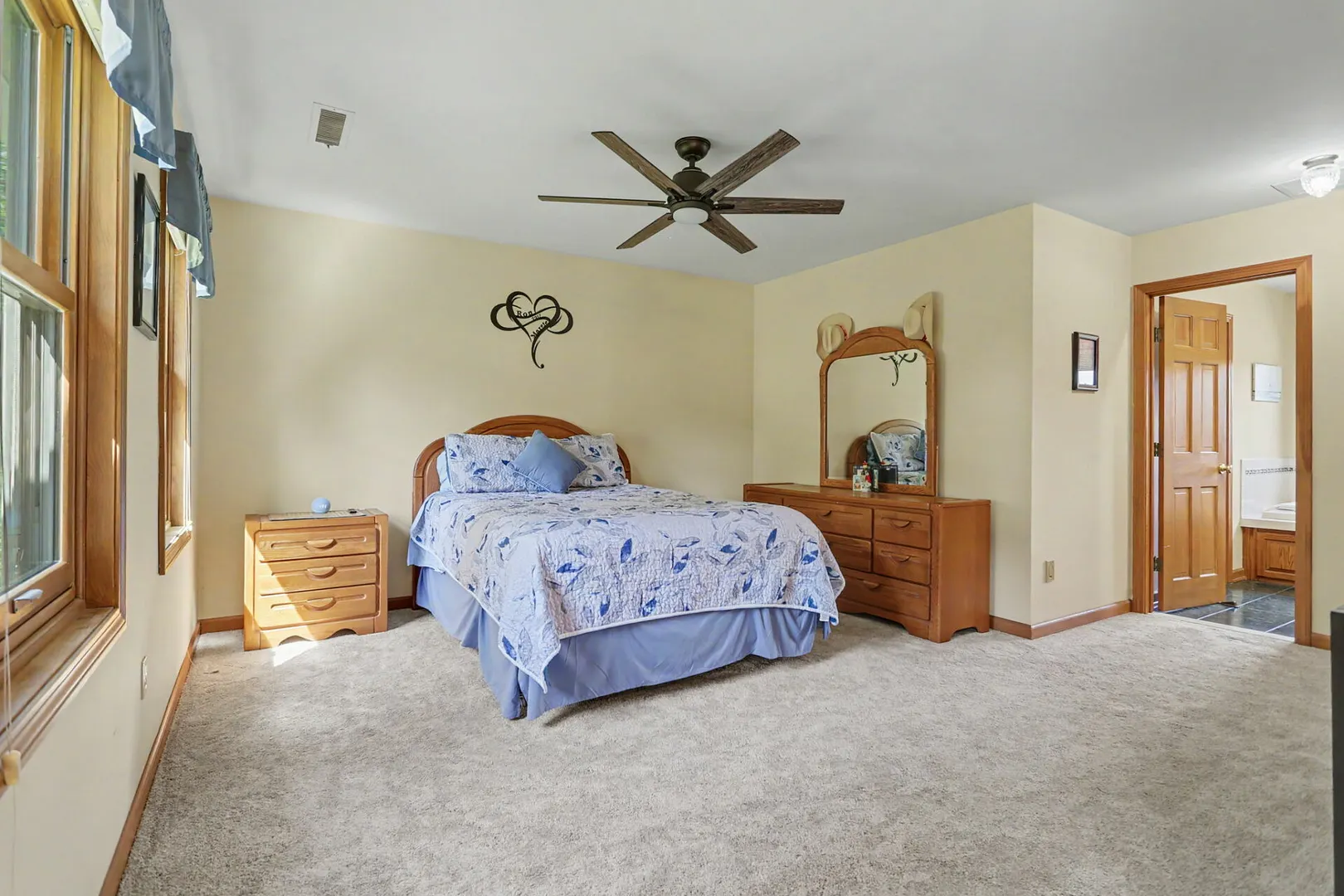 94 Tomlinson Road Photo 17