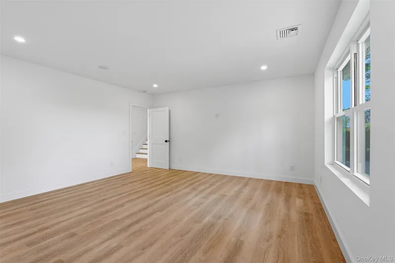 2800 Sarles Drive Photo 22