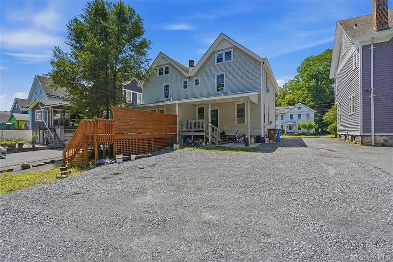 160 Washington Avenue Photo 2