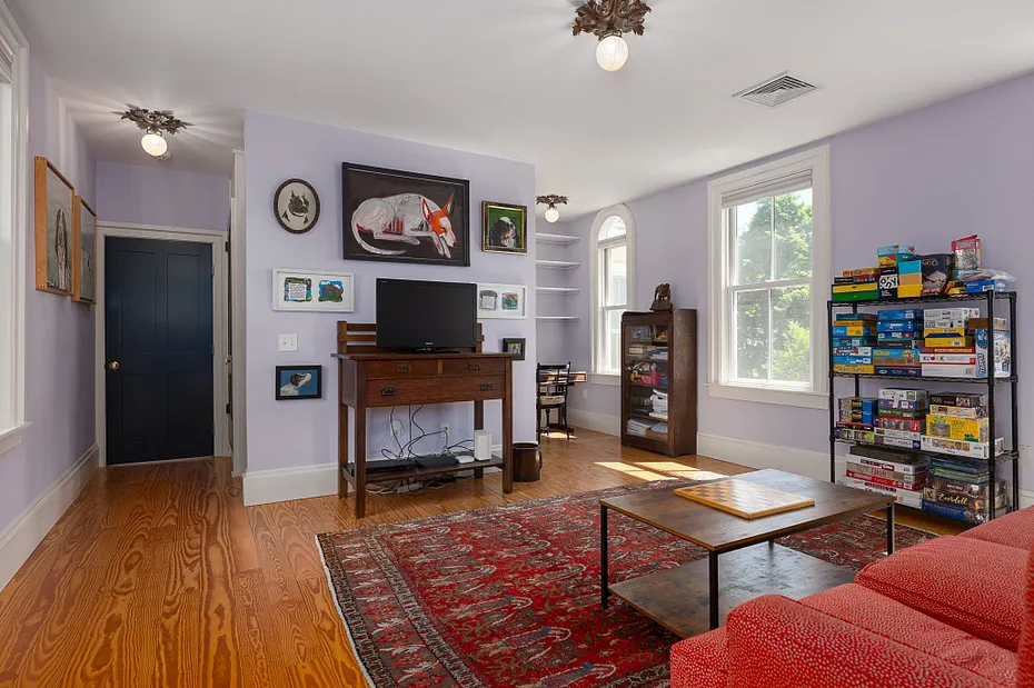 38 Gray St. Photo 23