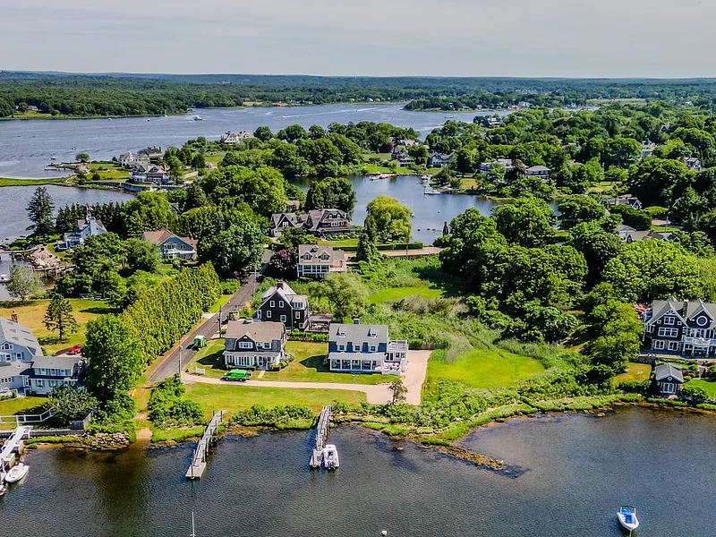 16 Waters Edge Road Photo 2