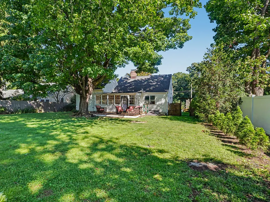 14 Koger Road Photo 25