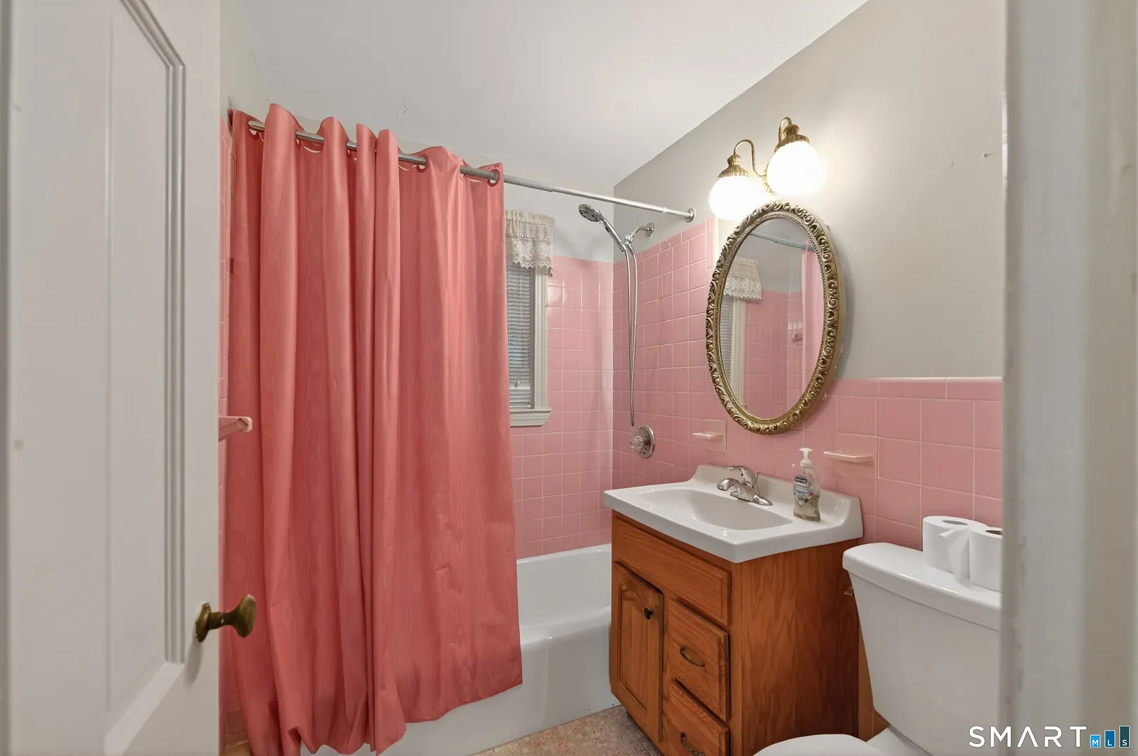 60 Gilbert Avenue Photo 21